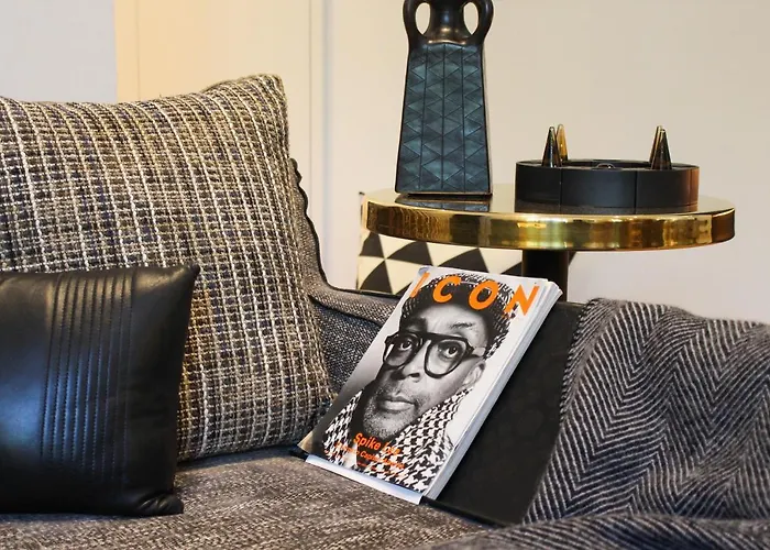 Valsabbion Deluxe アパート プーラ